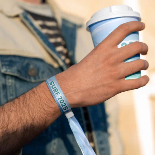 Pulseras de Tela Personalizadas – Cierre ajustable o de seguridad desde 100 unidades